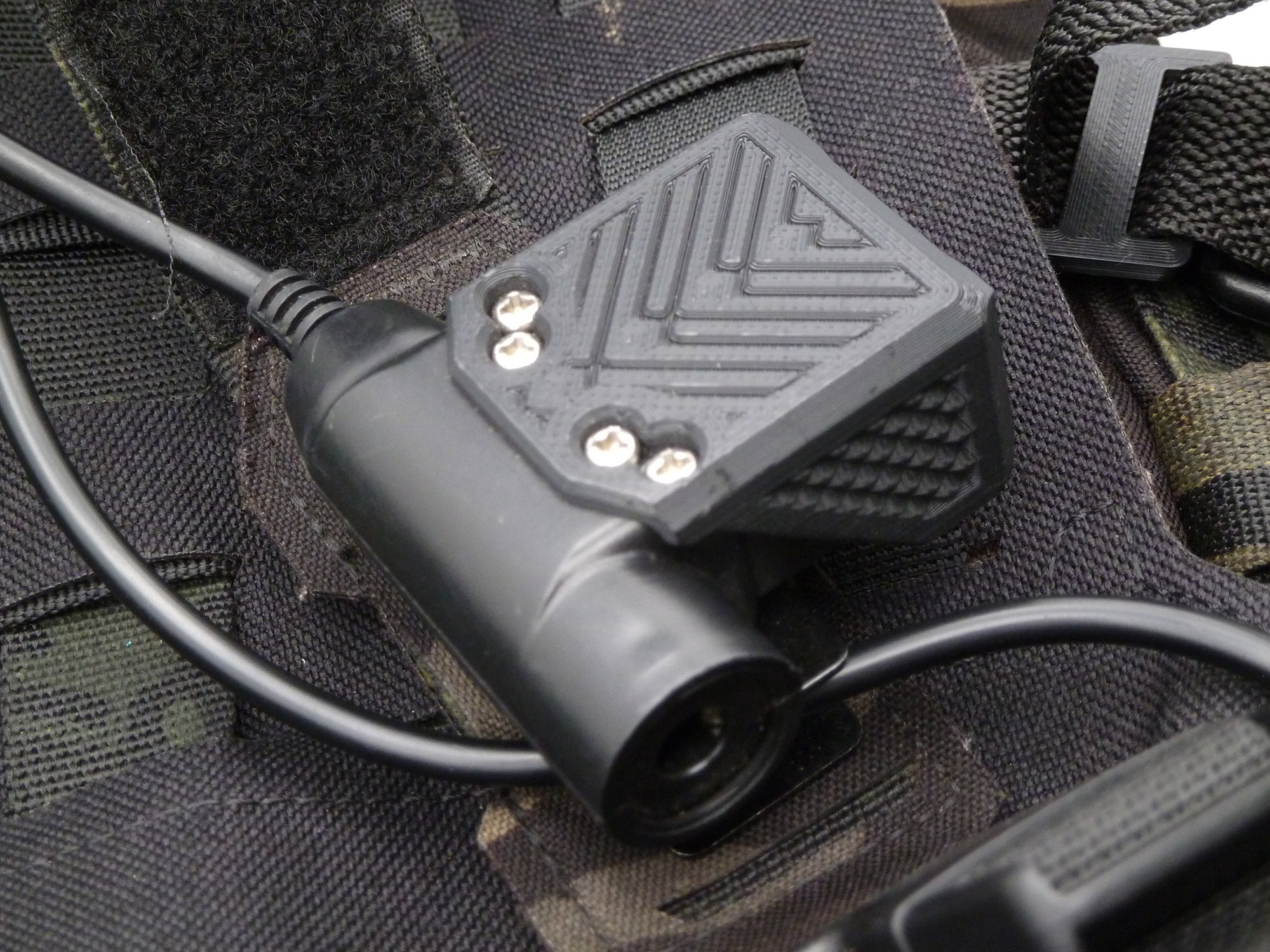 Hex-Pattern Cylindrical Silencer